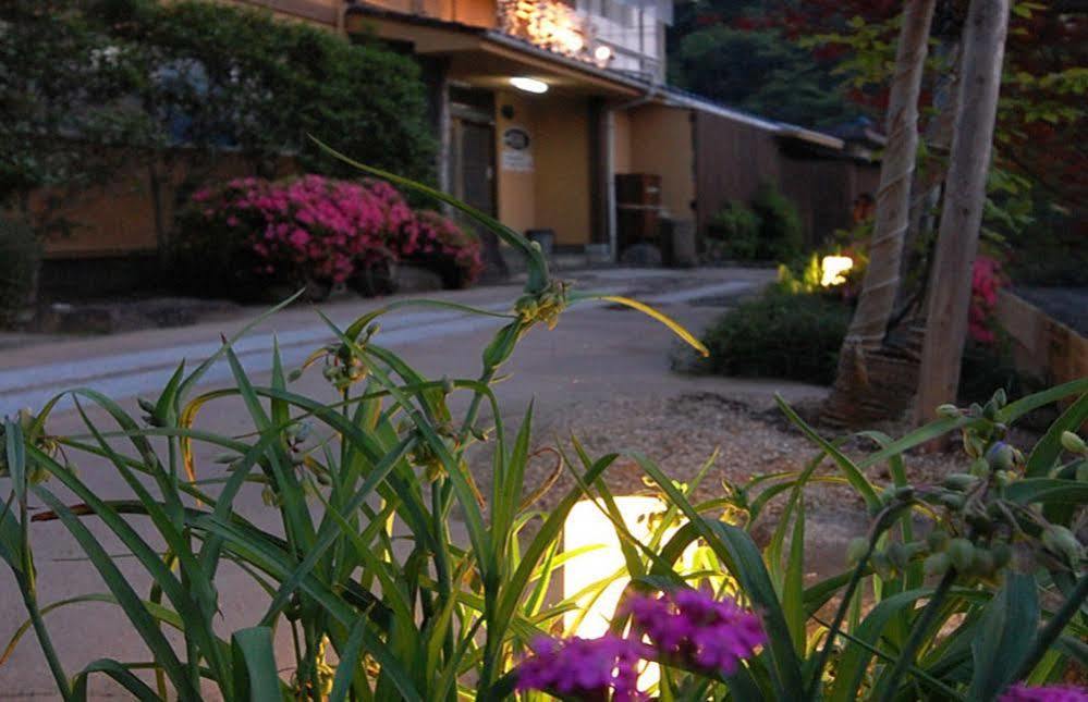 Yourou Onsen Honkan Onomichi Esterno foto